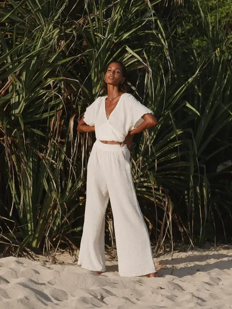 Harlow Top - White: White / S/M