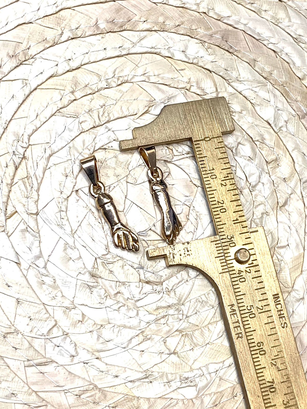 Gold Filled Figa Hand Charm, Figa Amulet Hand Pendant, Mano Fico Fist Gold Filled Hand, Fist Pump Hand Charm, Gold Filled Figa Pendants
