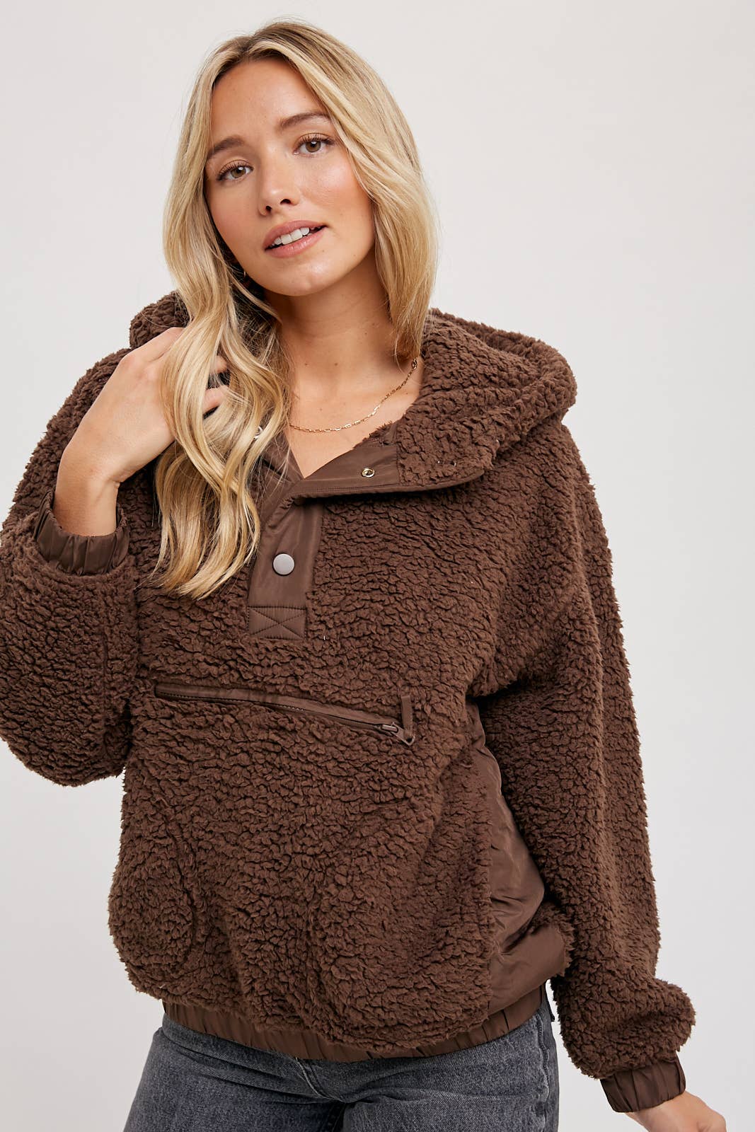 SHERPA HOODIE PULLOVER: TAUPE
