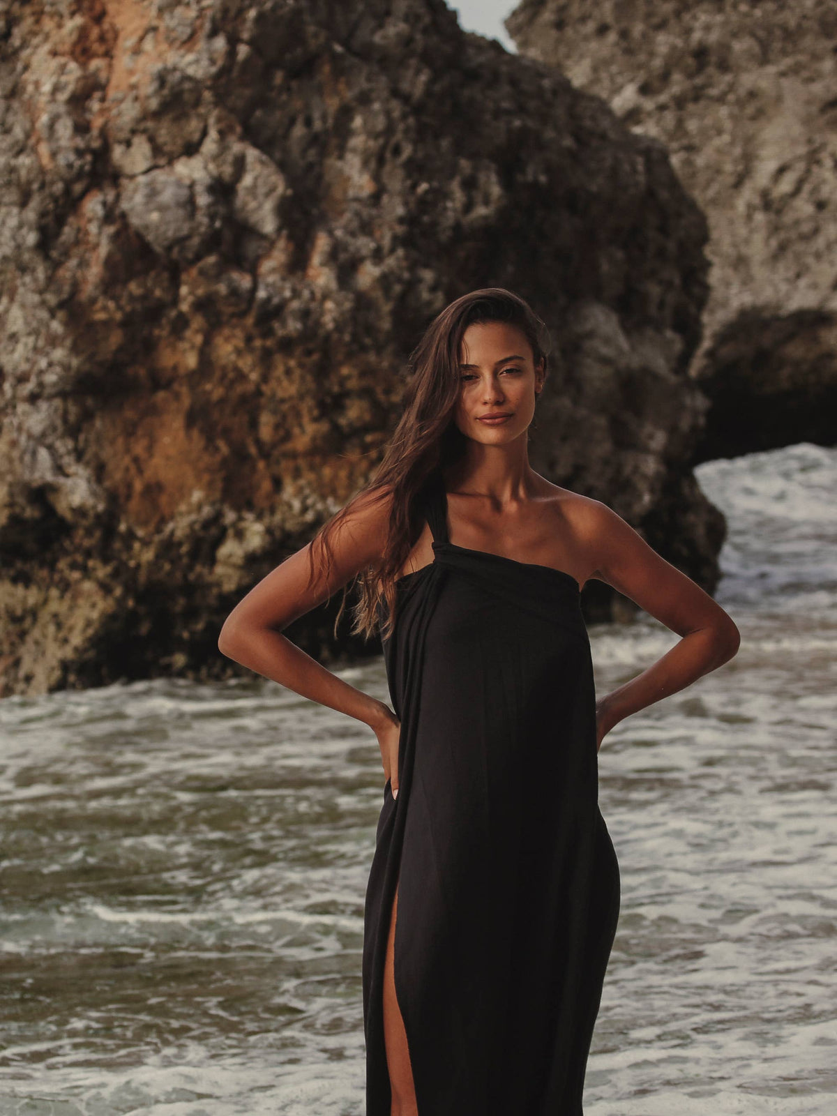 Pia Maxi Dress - Black: Black / S/M