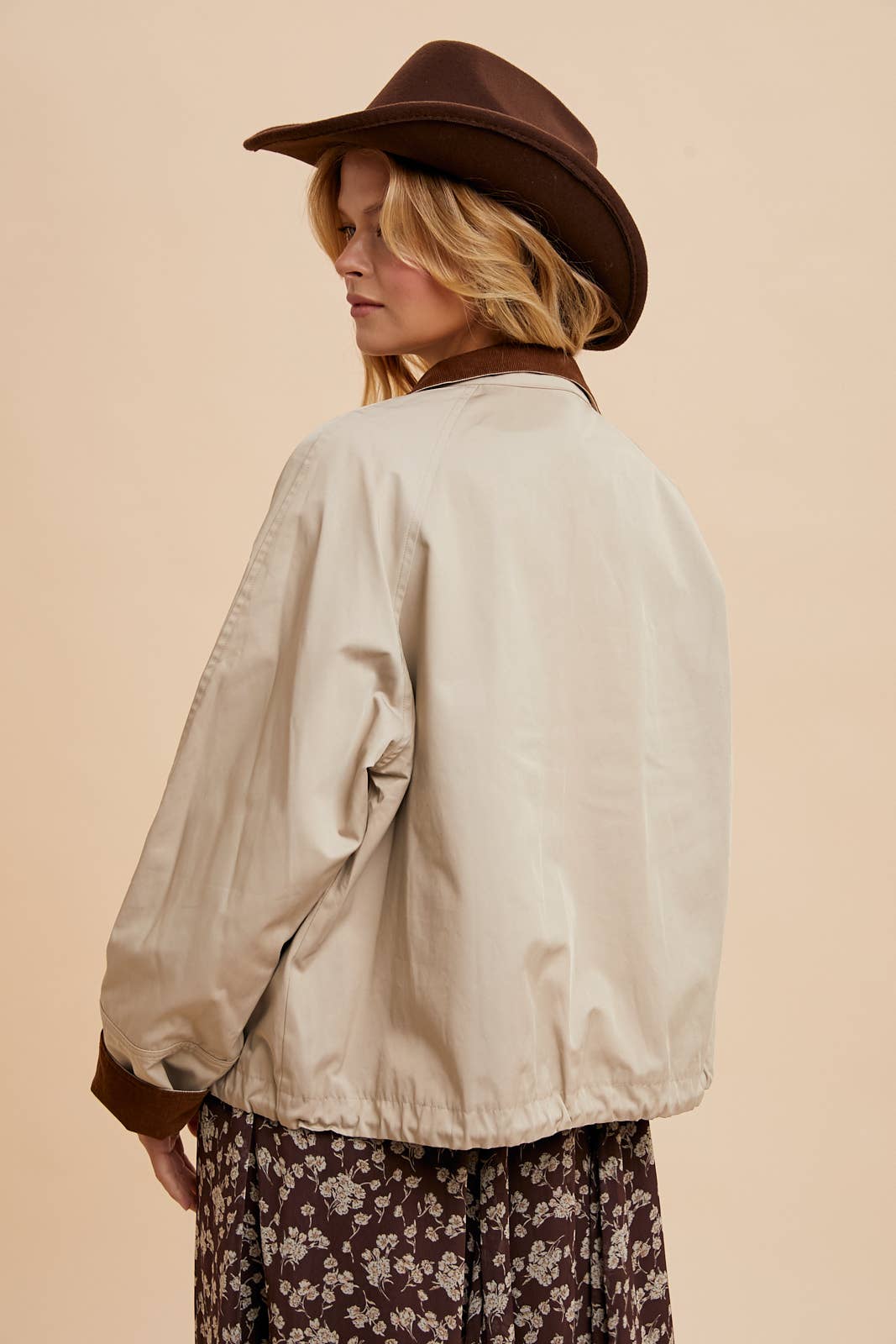 POPOVER COLLAR CARGO JACKET: OLIVE
