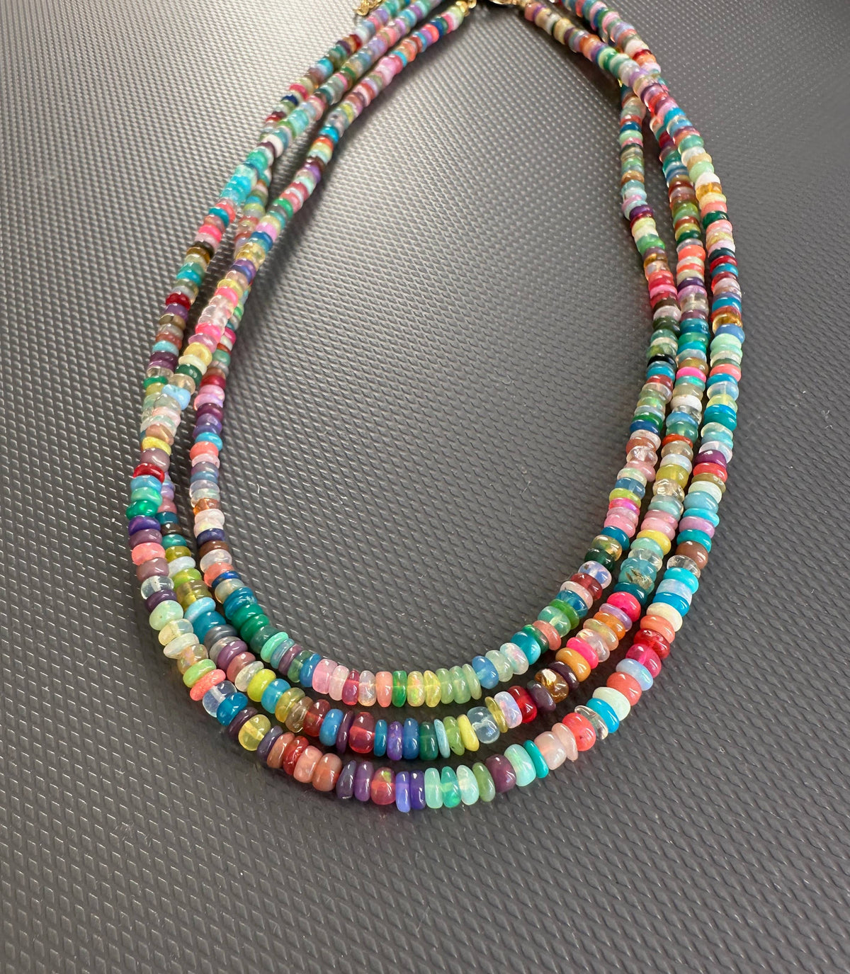 Summer Disco Ethiopian Opal | 16 Inches / Opal
