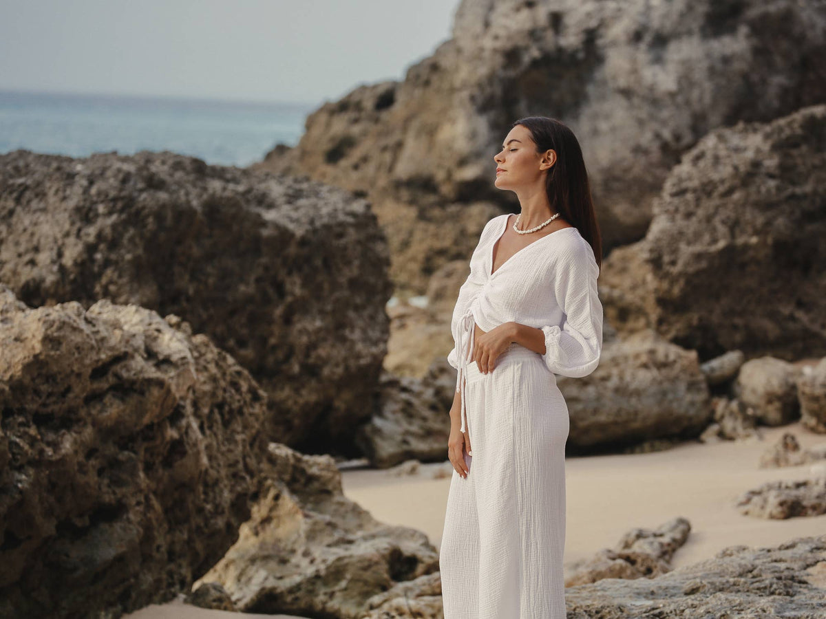 Gaia Drawstring Crop Top - White: White / One Size