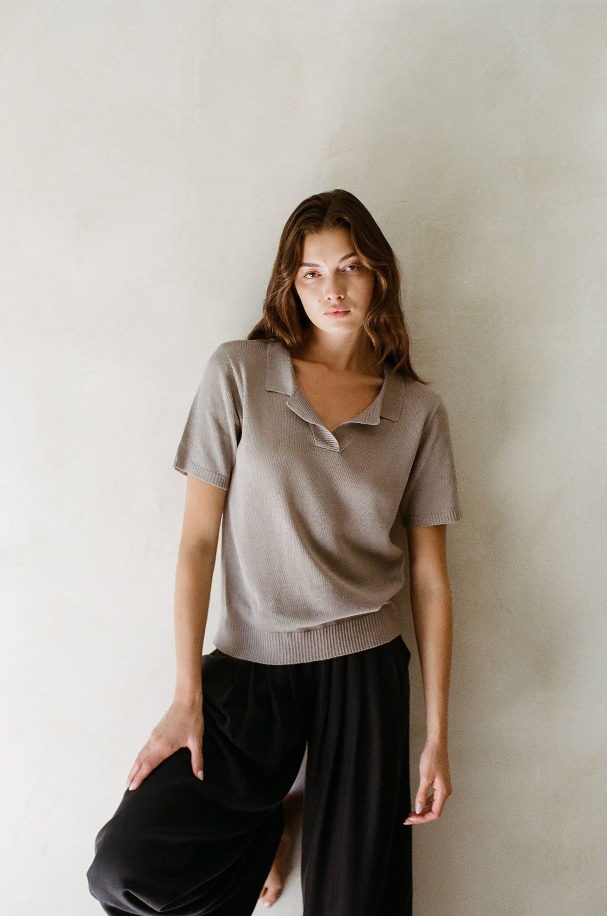 OXFORD SWEATER TOP: Stone