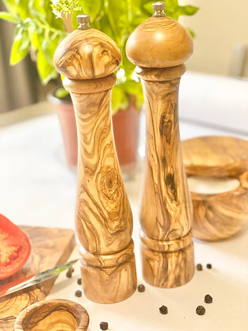 olive wood pepper mill 10"